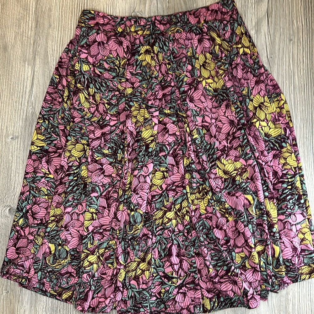 LuLaRoe Madison Skirt Size XS